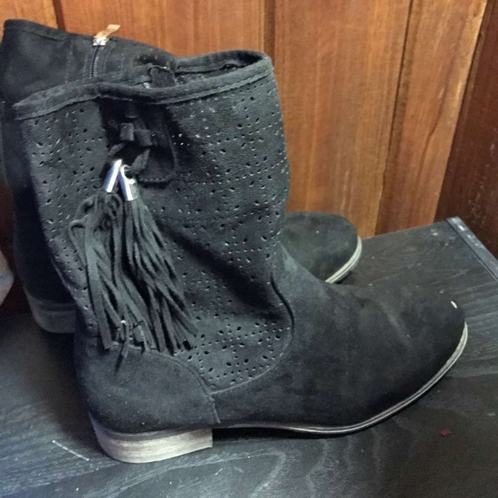 Black Western Style Boots